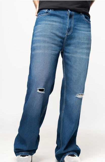 Men’s Relaxed Fit Light-Distressed Straight-Leg Jeans